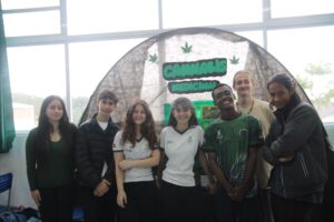Foto do Grupo “Cannabis medicinal: ciência, usos e impactos sociais”